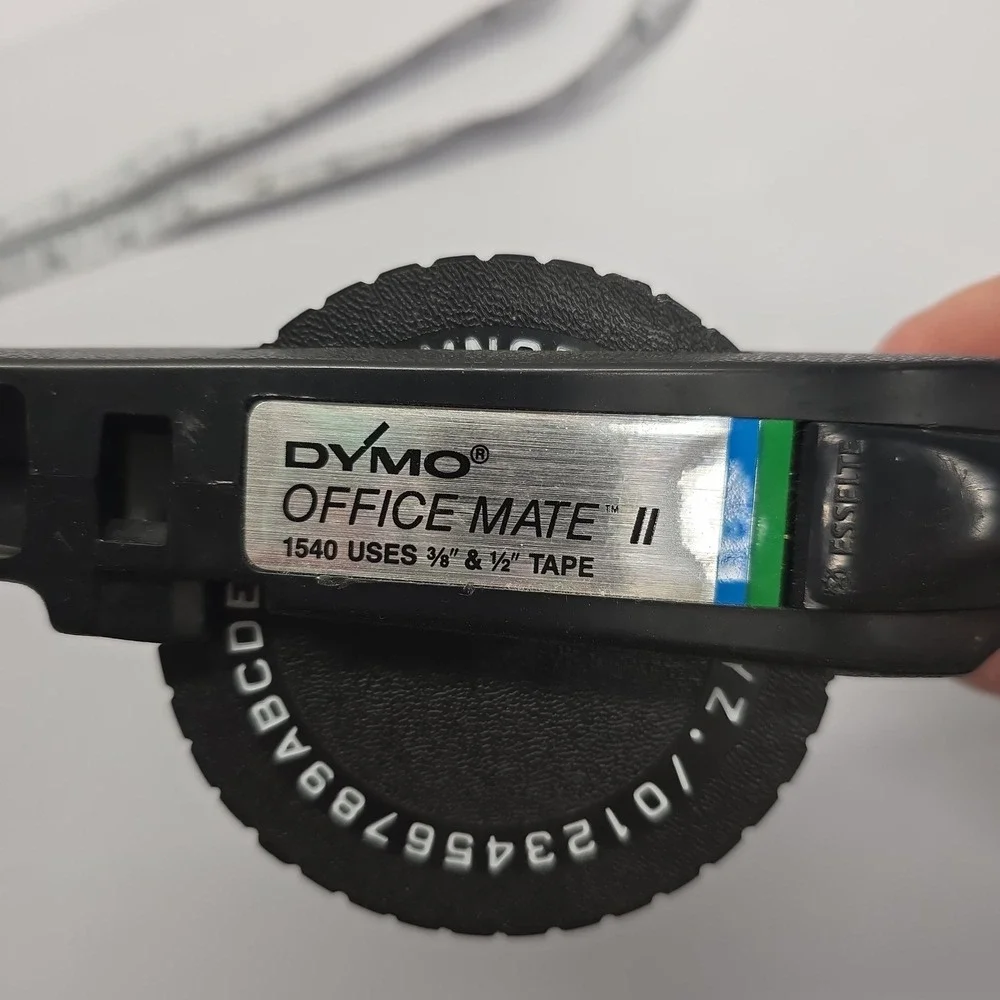 DYMO Office‎ Mate II 1540 Vintage Embossing Label Maker Black Handheld Printer
